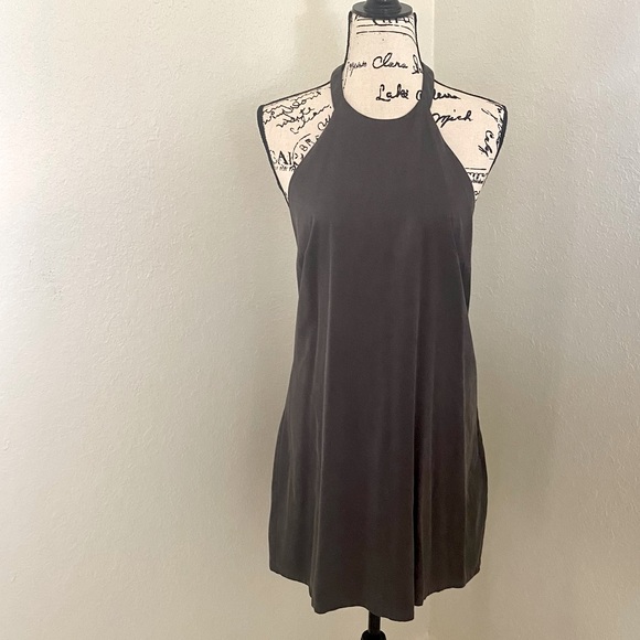 NBD LowBack Dress - Picture 4 of 9